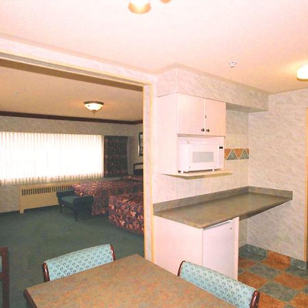 Robsonstrasse Hotel & Suites Vancouver Pokoj fotografie